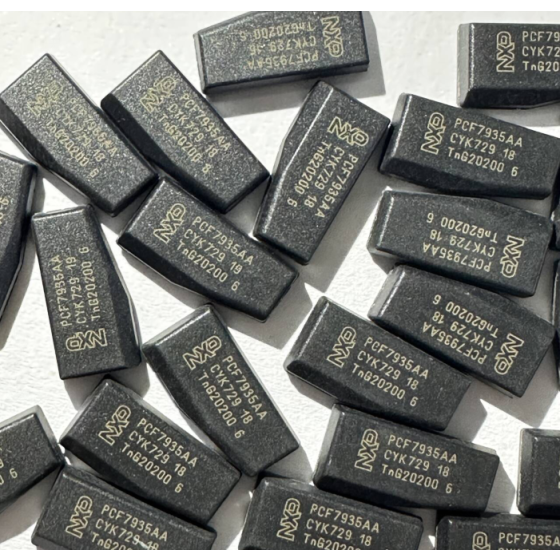 (Original) PCF7935AA Carbon Chip Blank